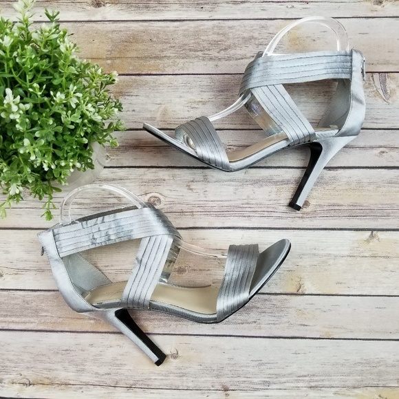 JACQUELINE FERRAR Silver Strappy High Heel Sandals - Picture 2 of 8